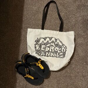 Bedrock Tote and cairn Sandals Set